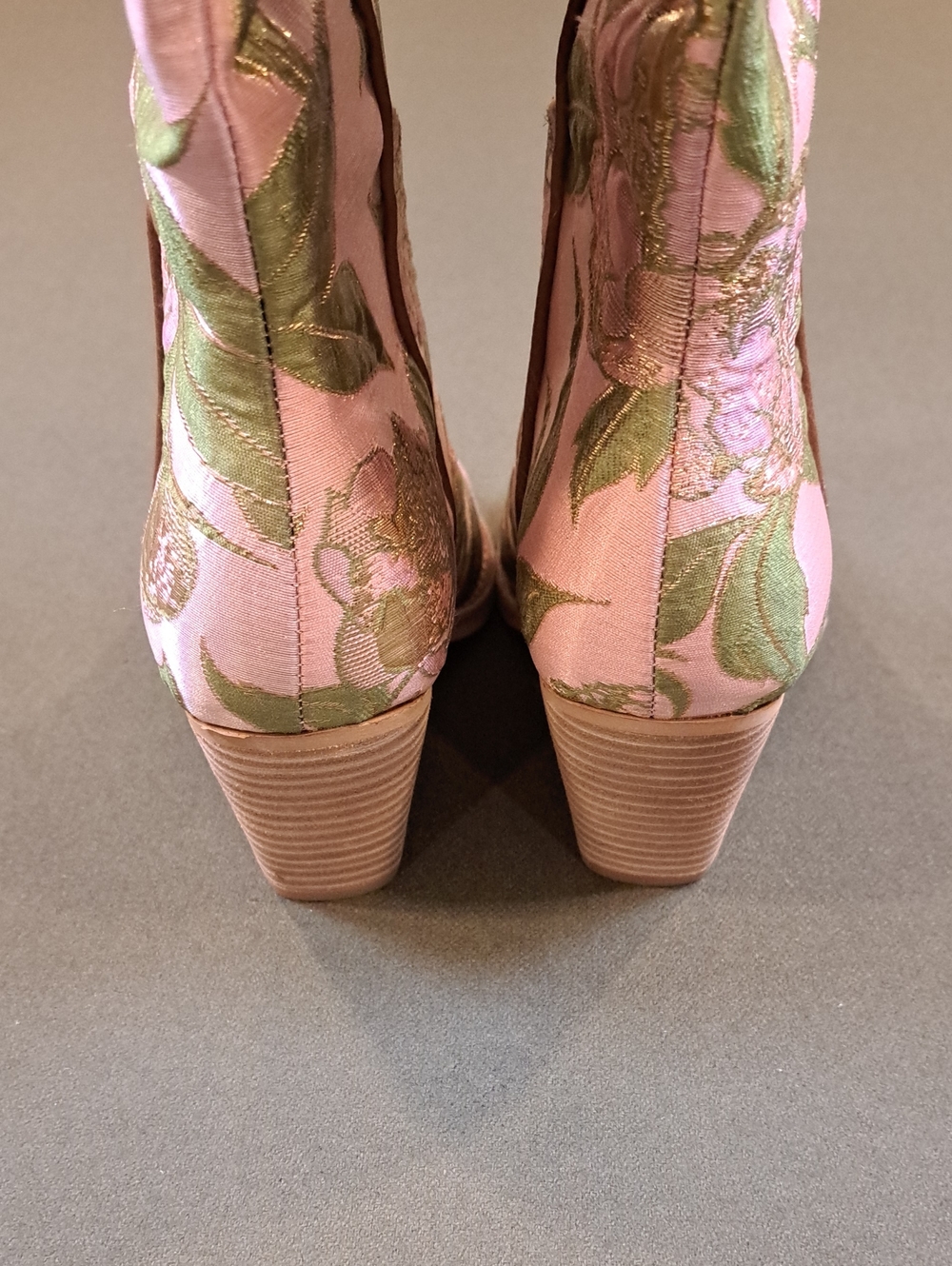 Oasis Society Tesha Boot - Color: Rose Garden - Size: Women 8 - Picture 5 of 9